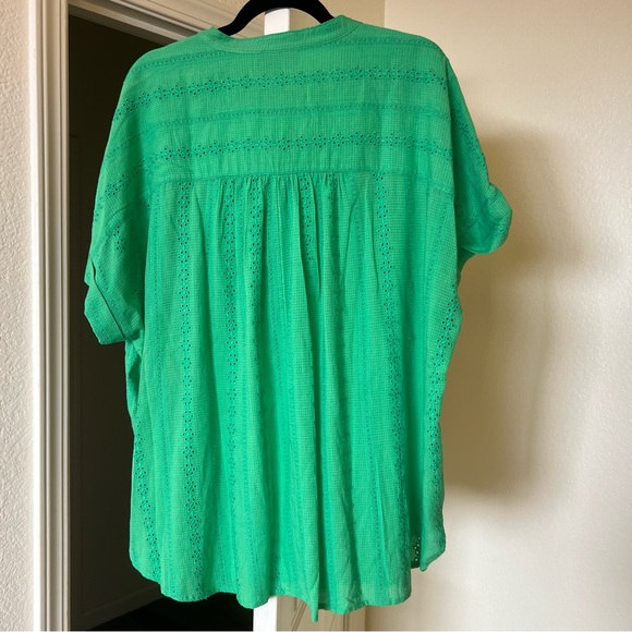 Lane Bryant Eyelet Short Sleeve Popover - Picture 3 of 3